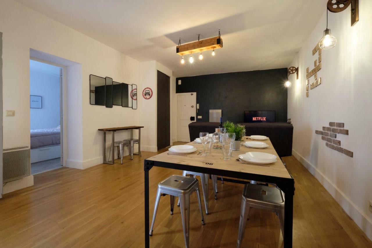 Melina - Appartement Dans Les Remparts De La Bastide Avec Parking Et Terrasse Carcassonne Exterior photo